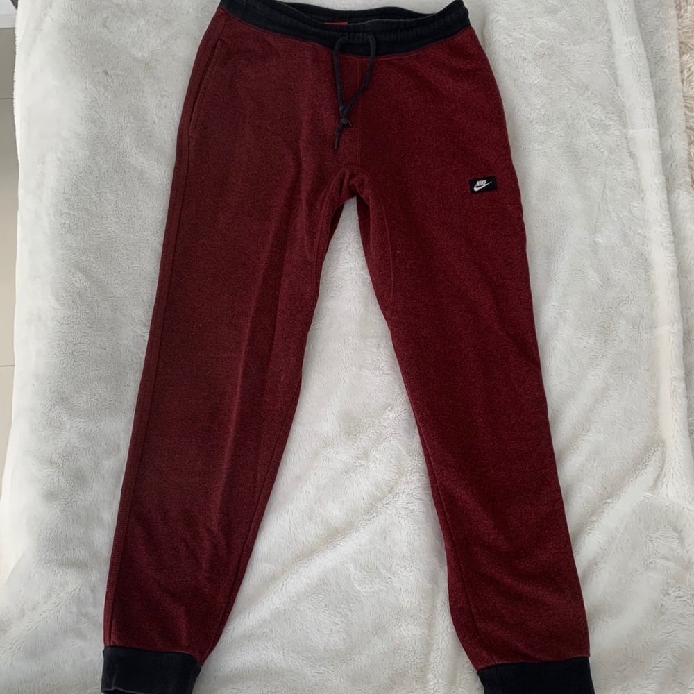 Nike Joggers
